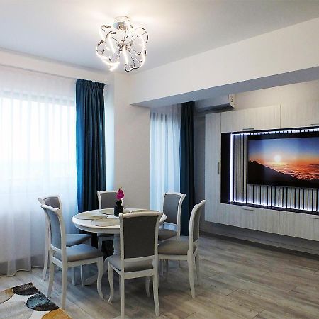 Ada Luxury Apartments 43 Mamaia Exteriör bild