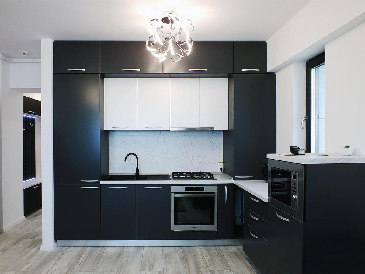 Ada Luxury Apartments 43 Mamaia Exteriör bild