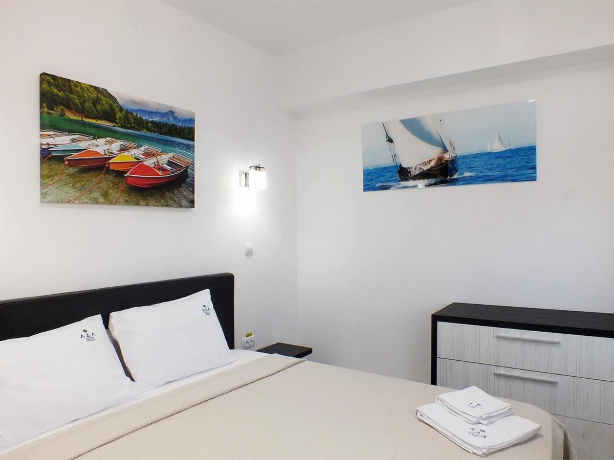 Ada Luxury Apartments 43 Mamaia Exteriör bild